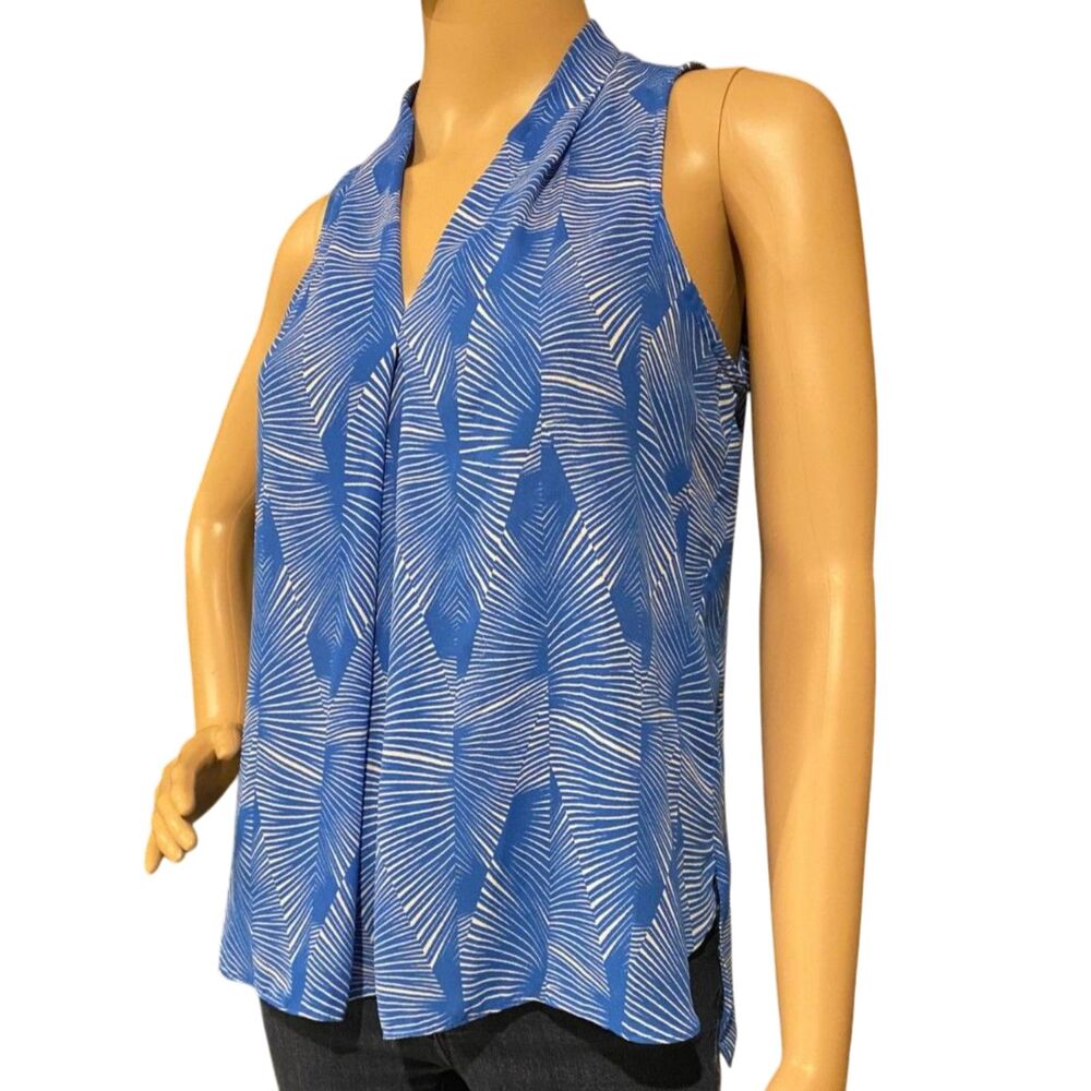 Vince Camuto Blue & White Geographic Print Polyester Sleeveless Blouse Tunic PS